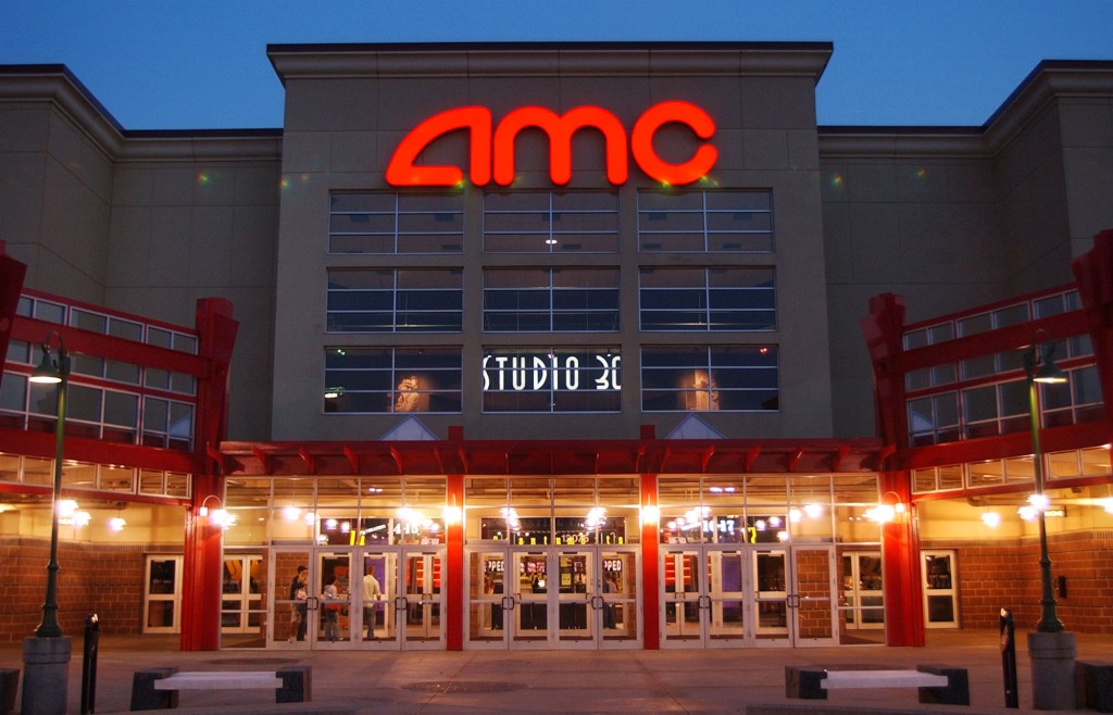 Rede de cinemas americana AMC afirma que não exibirá mais filmes da&nbsp;Universal